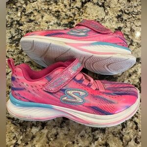 Sketchers no tie Velcro Shoes